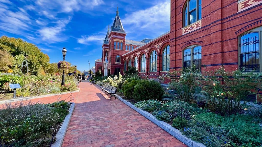 Pathway along the Smithsonian Kathrine Dulin Folger Rose Garden, Washington D.C.