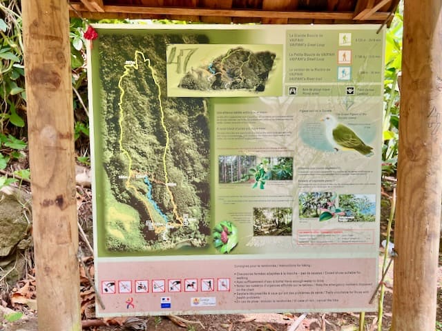 Vaipahi Garden Trail Map