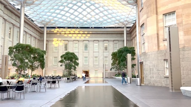 Kogod Courtyard, Smithsonian National Portrait Gallery